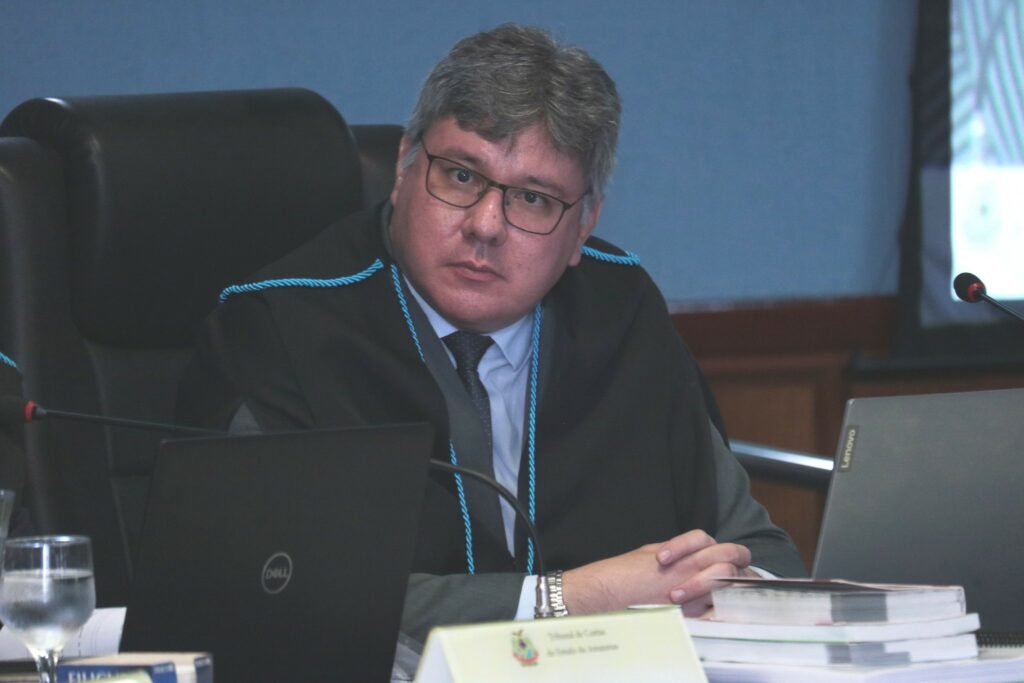 Relator do processo, auditor Alber Furtado. Foto: Divulgação/TCE-AM
