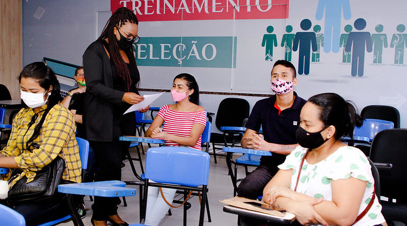 Sine Manaus busca parceria com empresas para oferta de vagas temporárias