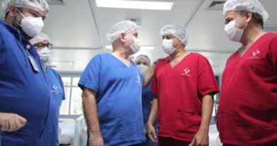 Wilson Lima apresenta ao ministro da Saúde unidade de referência para o tratamento da Covid-19 em Manaus