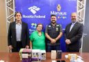 Rede de proteção social de Manaus recebe doação de aparelhos celulares apreendidos pela Receita Federal