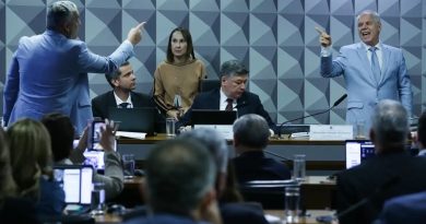 Ex-presidente do INSS invoca habeas corpus e silencia diante do relator da CPI