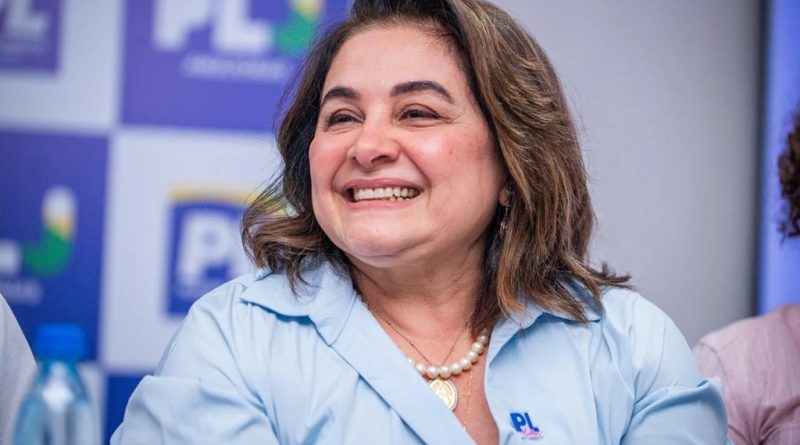 Maria do Carmo e o novo rosto da direita no Amazonas