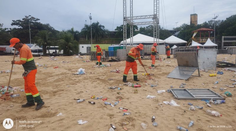 Gravação de DVD de Ju Marques deixa cerca de 10 toneladas de lixo na Praia da Ponta Negra