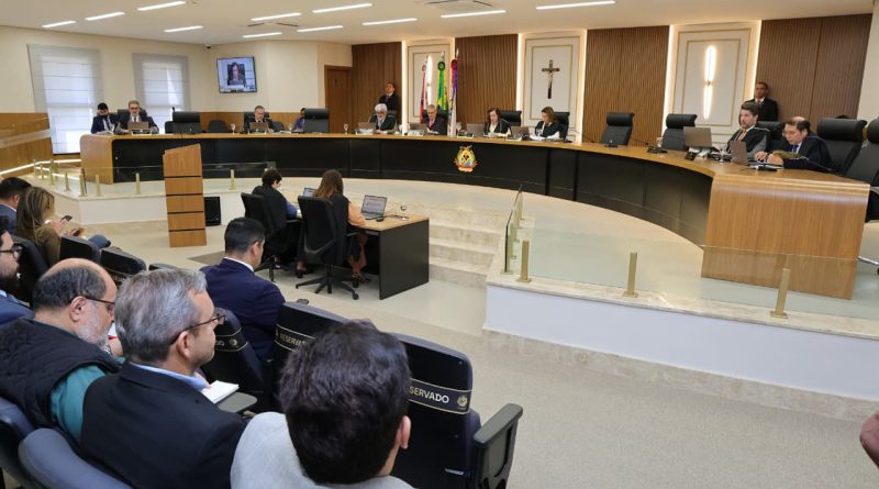 Gestão do Dona Lindu entra na mira do TCE-AM após irregularidades em despesas