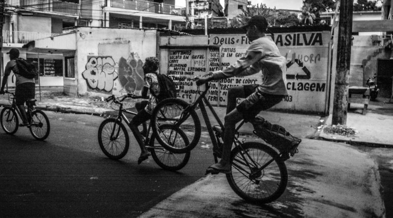 Bairros de Manaus inspiram residência artística que une memória e criação