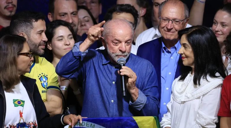 Lula é reeleito presidente com mais de 64 milhões de votos
